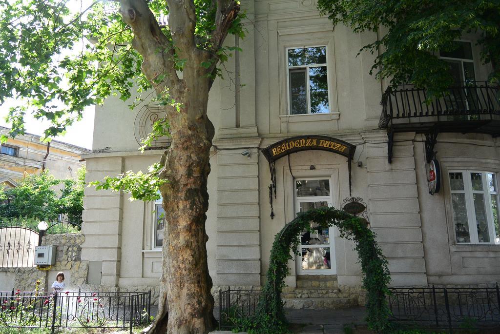 Residenza Dutzu-Boutique Hotel Brăila Екстериор снимка